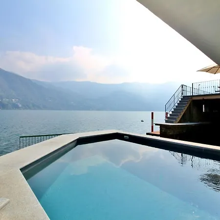 Sleeps 8 Pool Air Con لاليو